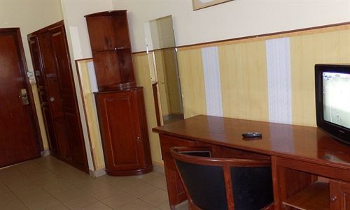 Hotel Santa Lucia ياوندي المظهر الخارجي الصورة