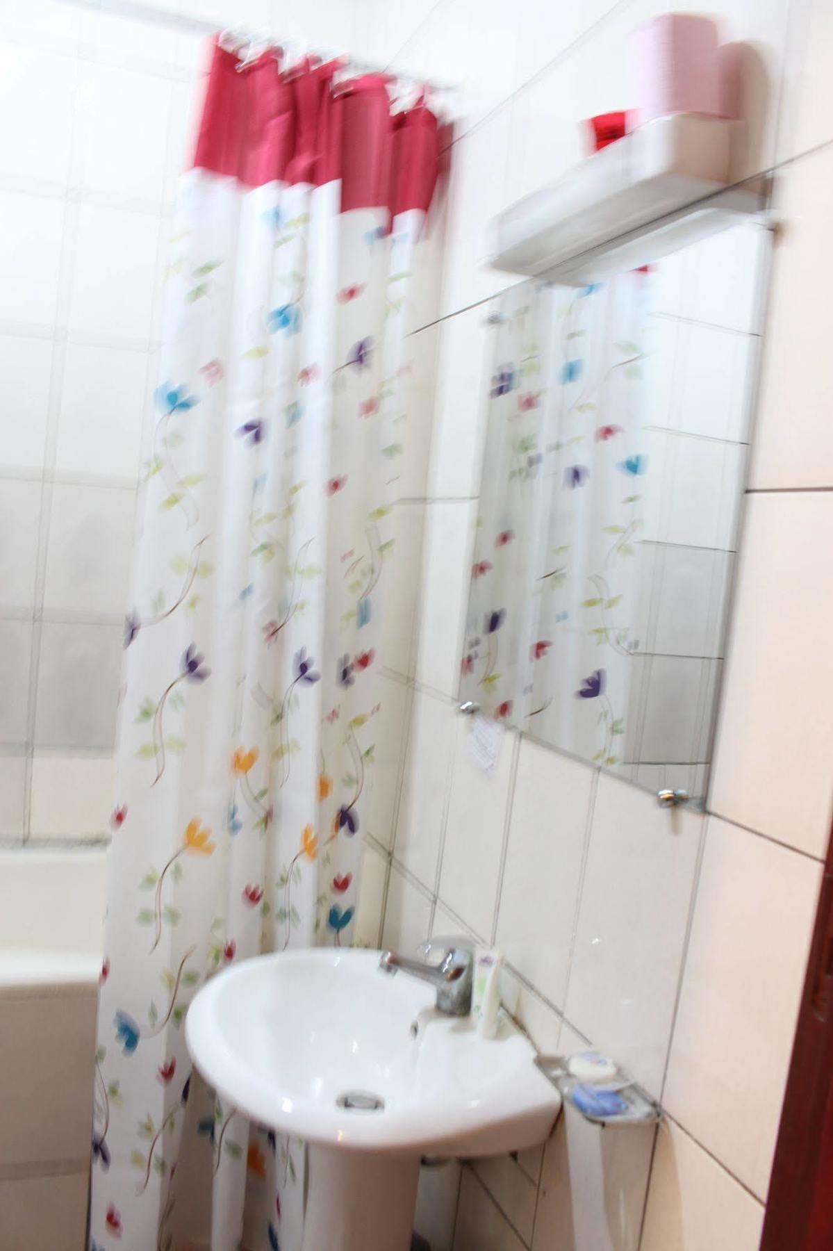 Hotel Santa Lucia ياوندي المظهر الخارجي الصورة